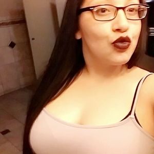 Meet your Posher, Celeste